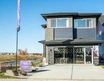 The Chianti showhome by Cantiro Homes in Rocha in the
Orchards, Edmonton.